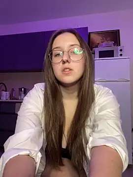 Snapshot of Vviikkssiikk chatting on 10/15/25, 05:02 Vviikkssiikk online show from 10/15/25, 05:02