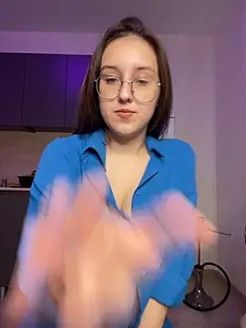 Snapshot of Vviikkssiikk chatting on 10/20/25, 06:08 Vviikkssiikk online show from 10/20/25, 06:08