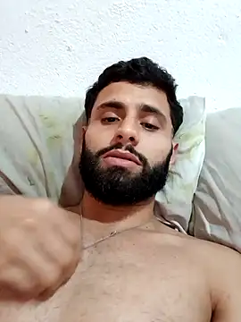 Snapshot of leonan66 chatting on 03/19/25, 01:43 leonan66 online show from 03/19/25, 01:43