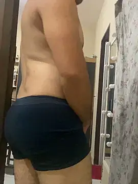 Snapshot of Souza_jlsm chatting on 12/18/25, 04:57 Souza jlsm online show from 12/18/25, 04:57