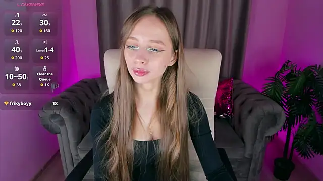 Snapshot of Amy_Waynee chatting on 11/28/25, 04:20 Amy Waynee online show from 11/28/25, 04:20