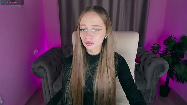 Snapshot of Amy_Waynee chatting on 12/16/25, 05:51 Amy Waynee online show from 12/16/25, 05:51