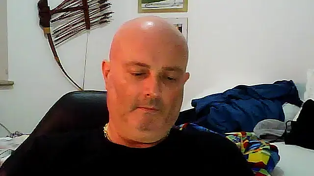 Alexis Bull online show from 11/03/25, 05:03