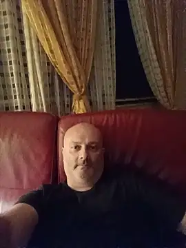 Alexis Bull online show from 06/12/26, 10:41