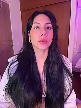 ArianaReynoldss online show from 06/09/26, 10:16