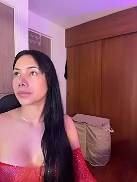 ArianaReynoldss online show from 06/15/26, 09:55