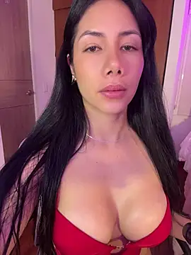 ArianaReynoldss online show from 06/18/26, 10:09