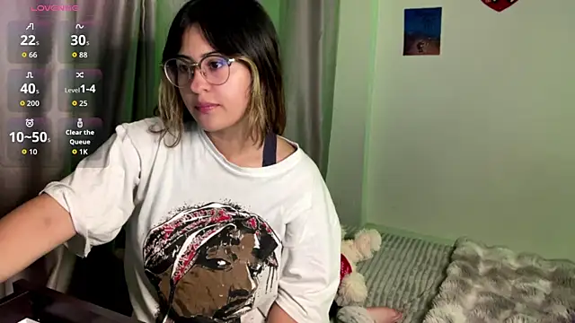 emma  bell  online show from 09/25/25, 12:58