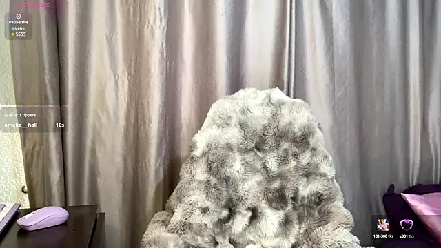 emma  bell  online show from 10/02/25, 04:25