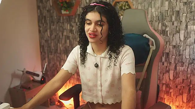 bonniie 98  online show from 05/20/26, 07:31