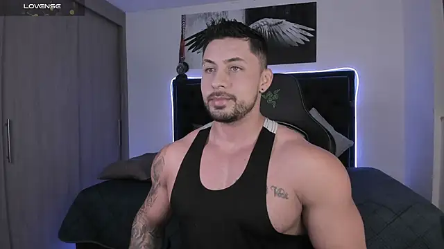 santi aesthetic online show from 05/11/26, 03:34