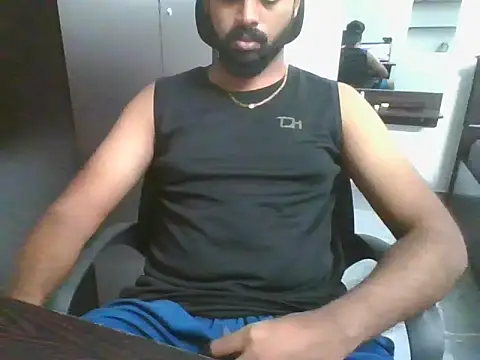 lovelyakash69 online show from 10/27/25, 06:06