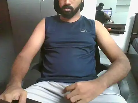 Snapshot of lovelyakash69 chatting on 11/13/25, 04:00 lovelyakash69 online show from 11/13/25, 04:00