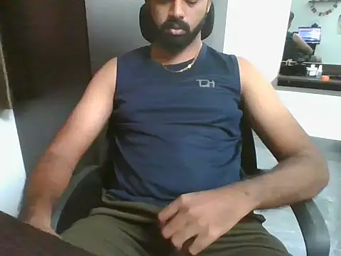 lovelyakash69 online show from 01/06/26, 05:22