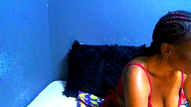 SMALLBOOBSXX online show from 07/22/26, 05:38
