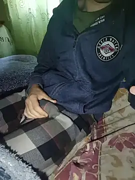 tipetto06 online show from 10/28/25, 09:46