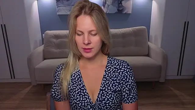 MelanieBennett online show from 07/21/26, 09:22