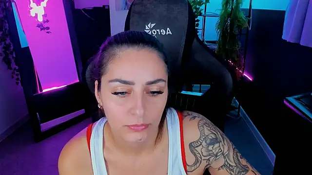 ValeriiMills online show from 09/25/25, 02:54