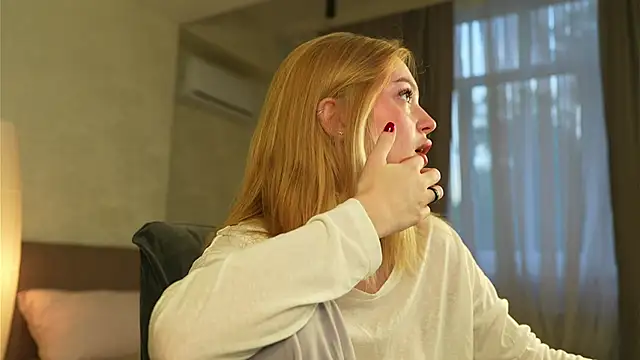 Cyberheart  online show from 09/27/25, 02:44