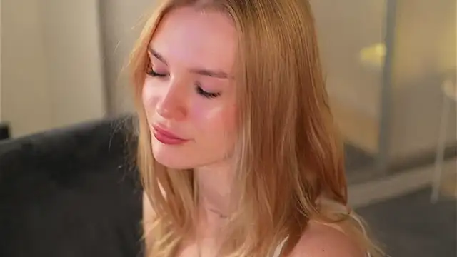 Cyberheart  online show from 11/05/25, 04:51