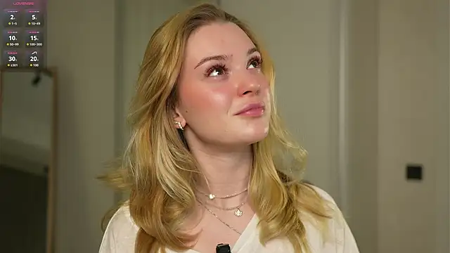 Cyberheart  online show from 11/28/25, 04:53