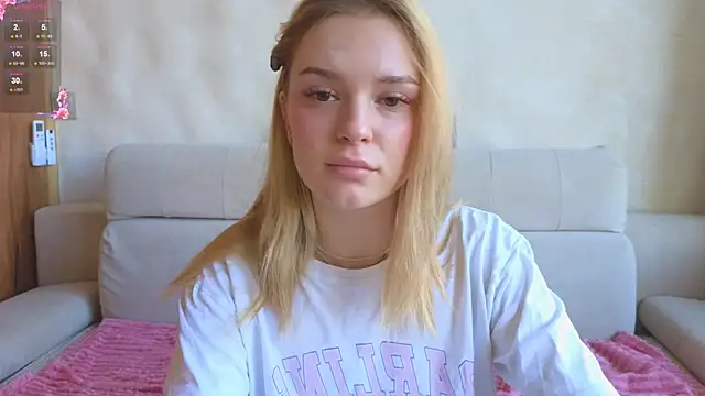 Cyberheart  online show from 12/15/25, 09:13