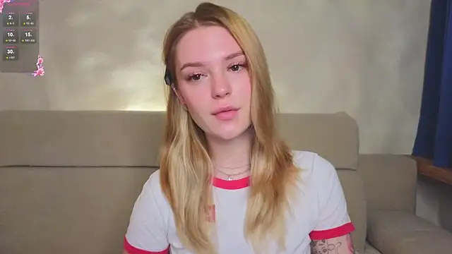 Cyberheart  online show from 12/17/25, 03:18