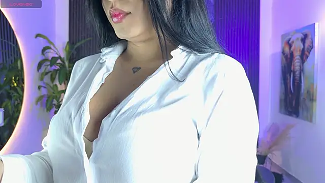Snapshot of Lenna_s chatting on 02/08/26, 03:43 Lenna s online show from 02/08/26, 03:43