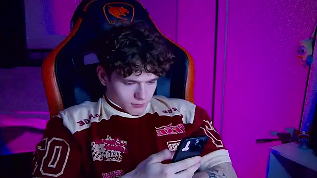 DanyDavis online show from 09/13/25, 09:14