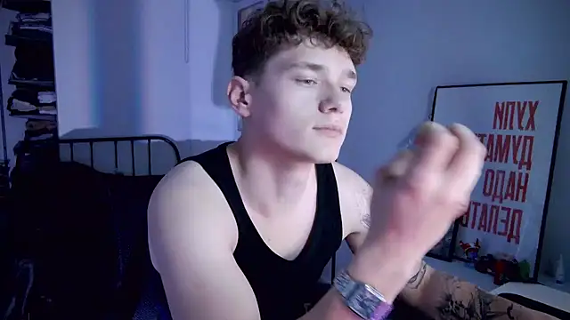 DanyDavis online show from 09/22/25, 08:22