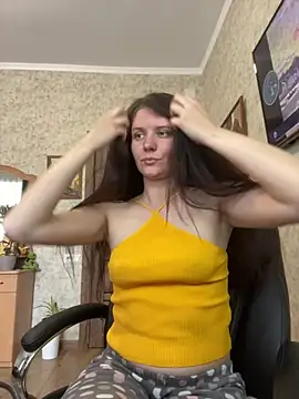 Snapshot of MariannaSida chatting on 05/13/26, 09:28 MariannaSida online show from 05/13/26, 09:28