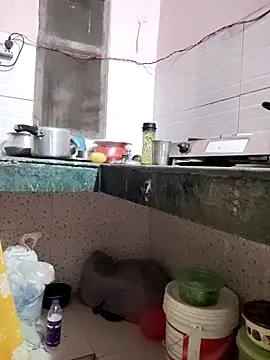 Desi Bhabi 01 online show from 12/05/25, 03:20