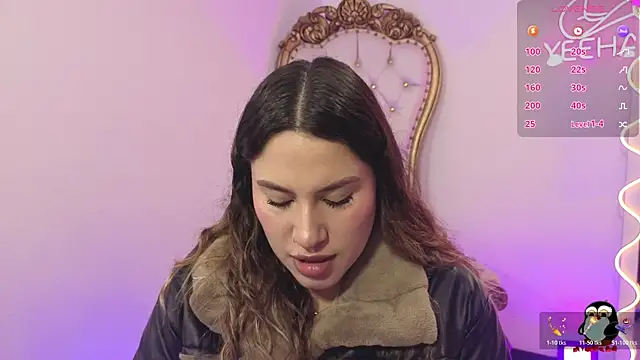 Snapshot of saaya_tay chatting on 11/22/25, 03:16 saaya tay online show from 11/22/25, 03:16