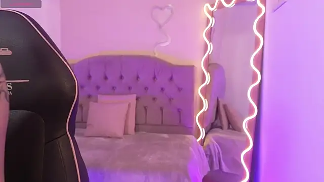 kissy tay online show from 09/14/25, 12:04