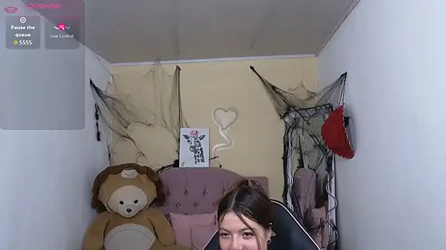 kissy tay online show from 10/26/25, 11:49