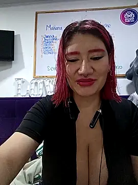 Snapshot of Cerecitaa02_ chatting on 03/03/26, 11:21 Cerecitaa02 online show from 03/03/26, 11:21