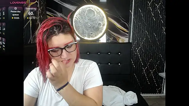 Snapshot of Cerecitaa02_ chatting on 03/10/26, 11:21 Cerecitaa02 online show from 03/10/26, 11:21