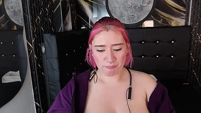 Cerecitaa02  online show from 07/10/26, 12:15
