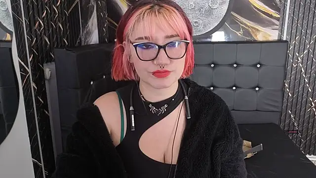 Cerecitaa02  online show from 07/22/26, 10:56