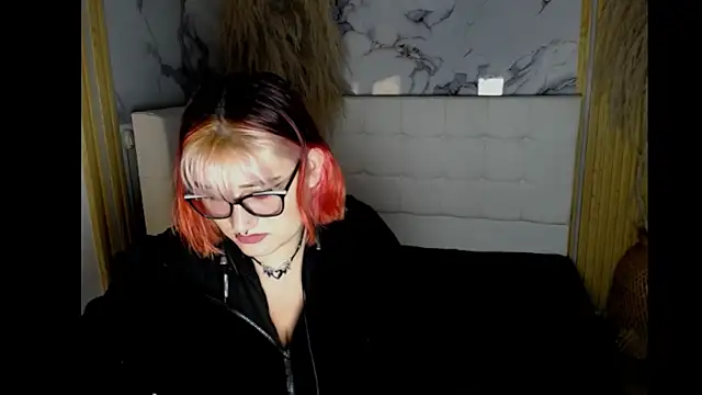 Cerecitaa02  online show from 08/04/26, 11:18