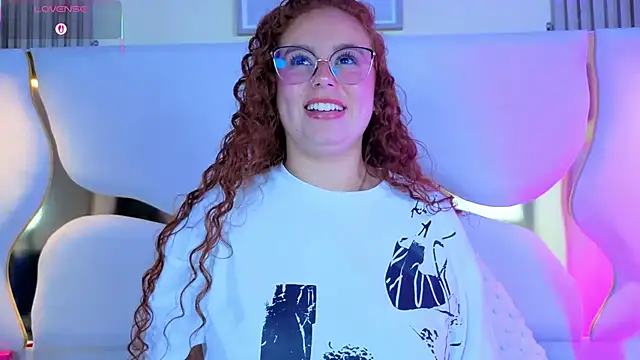 Snapshot of AmmberJones chatting on 10/02/25, 12:23 AmmberJones online show from 10/02/25, 12:23