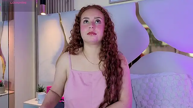 Snapshot of AmmberJones chatting on 10/08/25, 01:20 AmmberJones online show from 10/08/25, 01:20