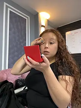 Snapshot of AmmberJones chatting on 11/19/25, 12:16 AmmberJones online show from 11/19/25, 12:16