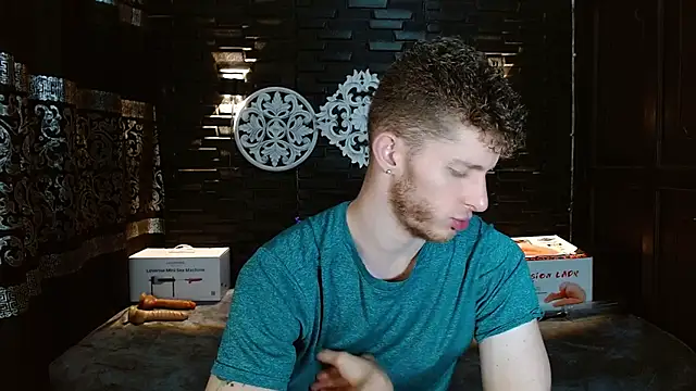 andrewxbi online show from 11/24/25, 11:54