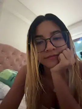 Pretty roxxyy online show from 07/11/26, 02:03