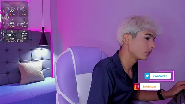 OliverTwinky online show from 09/15/25, 02:11