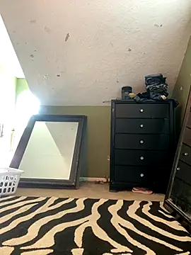 bankruptbabe online show from 10/24/25, 08:27