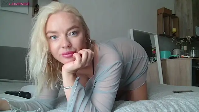 Eva   forever online show from 07/07/26, 06:47
