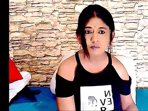 Snapshot of IndianPleasurez1 chatting on 11/12/25, 05:02 IndianPleasurez1 online show from 11/12/25, 05:02