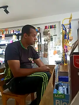 elnegro707070 online show from 10/27/25, 11:03